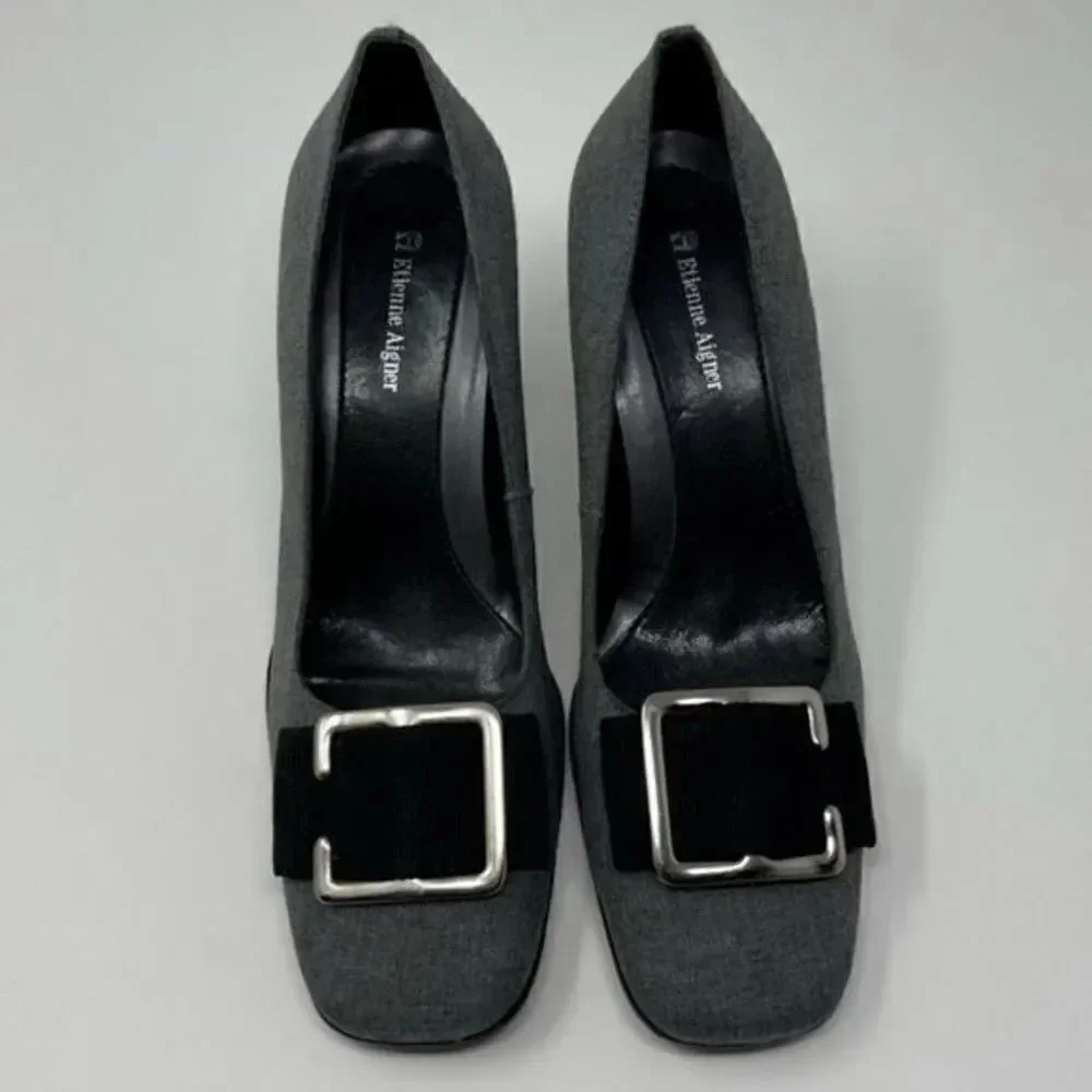 Etienne Aigner womans gray heels large buckle 7M BoxB